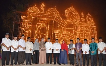 Desa Meskom Tuan Rumah Festival Colok 2018 Kabupaten Bengkalis